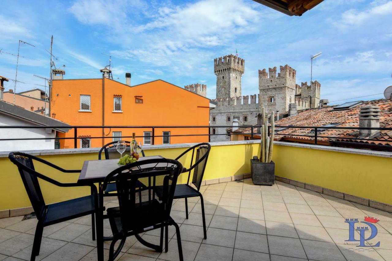 Desenzanoloft Official Partner Marriott Homes & Villas -Penthouse Never Say Never Sirmione Castle View Екстер'єр фото
